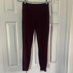 Skechers Burgundy Leggings Stretchy Tapered Design❤️